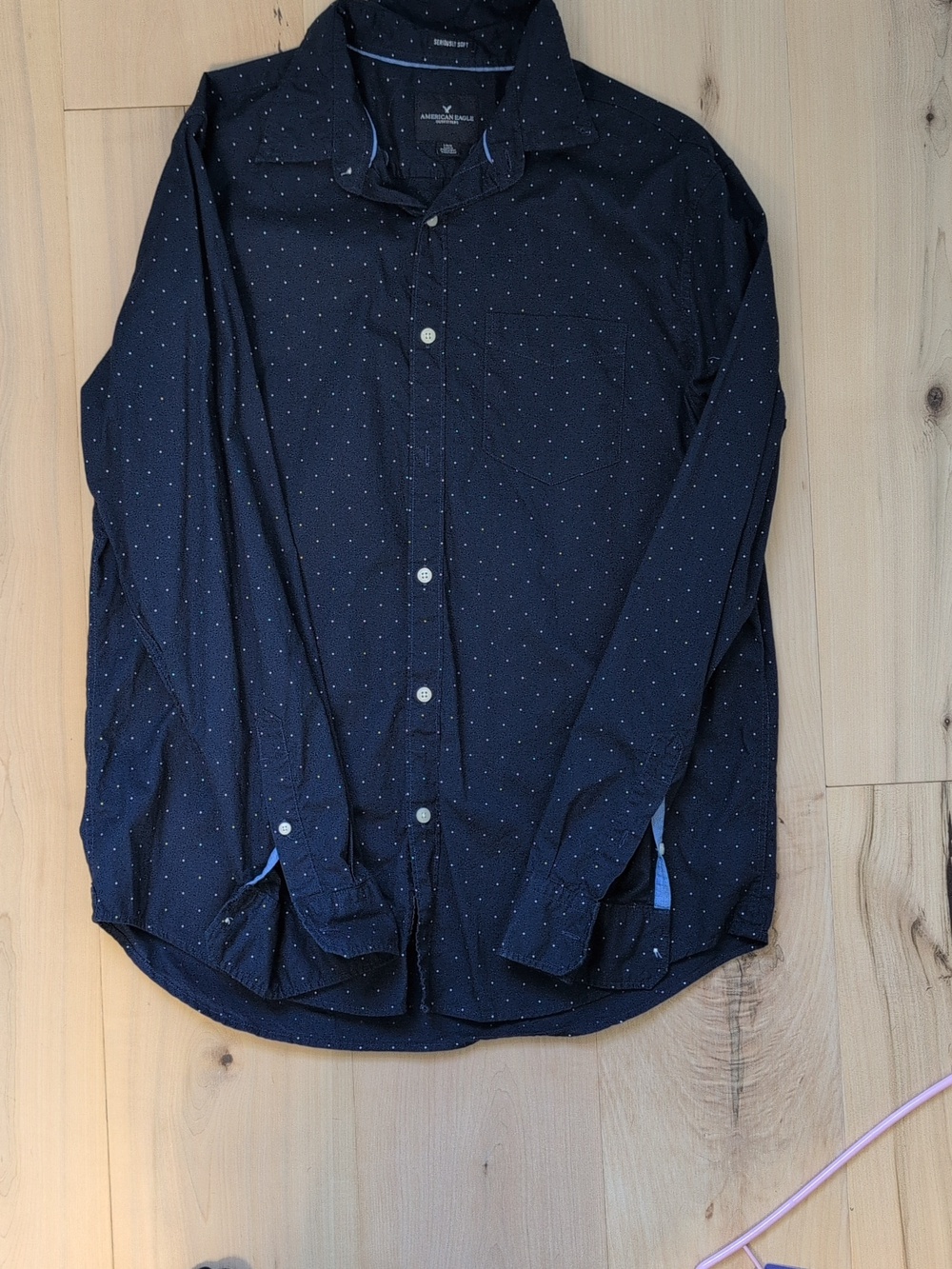 American Eagle L Seriously Soft button down